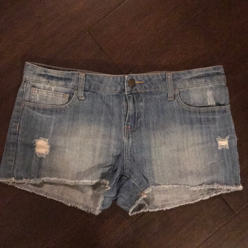 Forever 21 distressed jean shorts